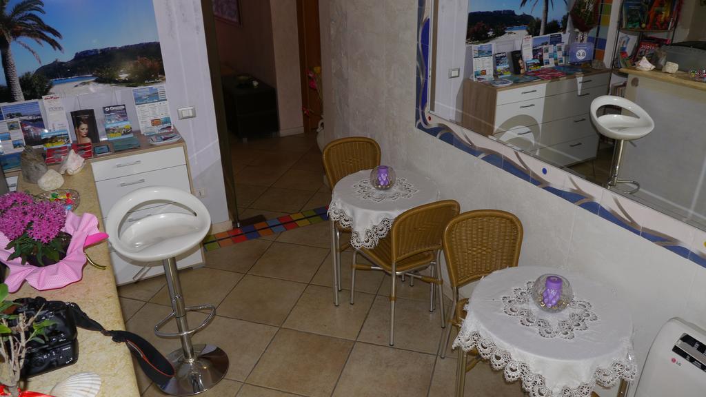 Marina Poetto Bed & Breakfast Cagliari Exterior foto