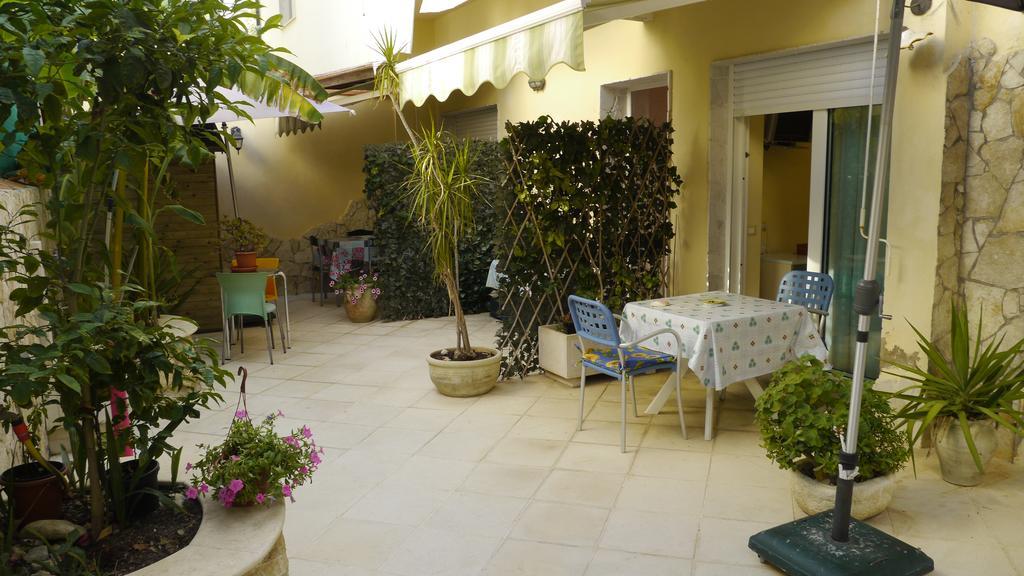 Marina Poetto Bed & Breakfast Cagliari Exterior foto