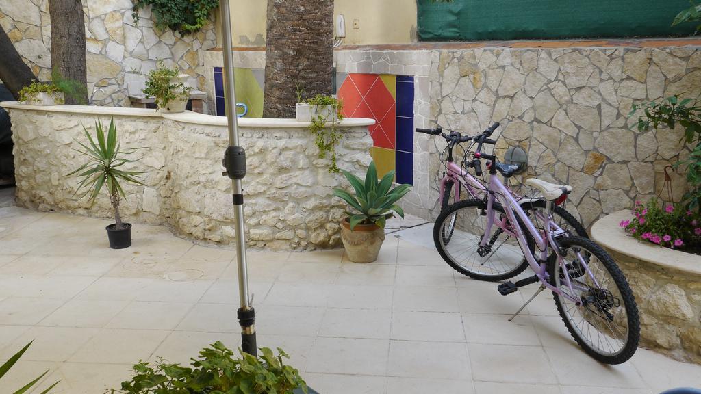Marina Poetto Bed & Breakfast Cagliari Exterior foto
