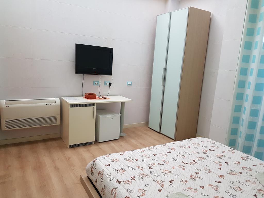 Marina Poetto Bed & Breakfast Cagliari Exterior foto